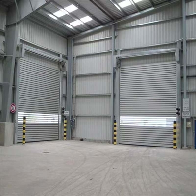3.9m Motor Shaft อัตโนมัติเหล็กสลัด รวดเร็ว Roll Up ประตูโรงรถพร้อมและลักษณะความปลอดภัย