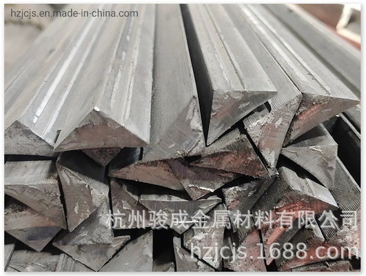 สมาชิกของ Chamfer Q235 สแตนเลสคาร์บอนโครงสร้างสามเหลี่ยม Shape Bar สําหรับคอนกรีต Precast