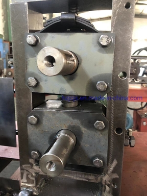 อัตโนมัติเกรดอัตโนมัติ 1400 * 590 * 800mm รวดเร็วตรงเครื่องตัดสําหรับ 5-12mm